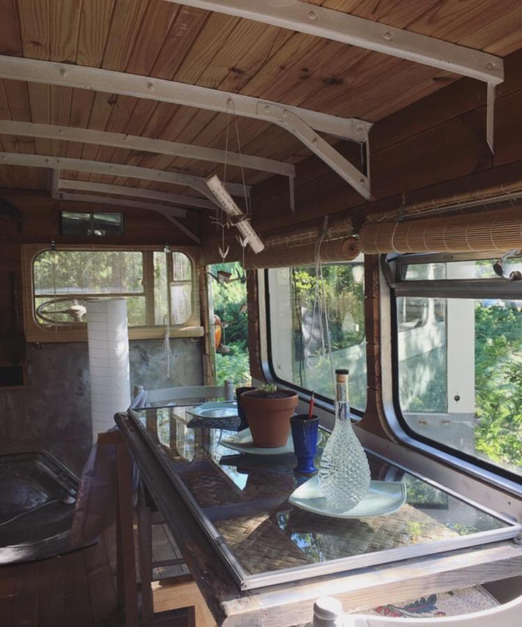 Cosmic English Bus 2 Floor Mimizan Bagian luar foto