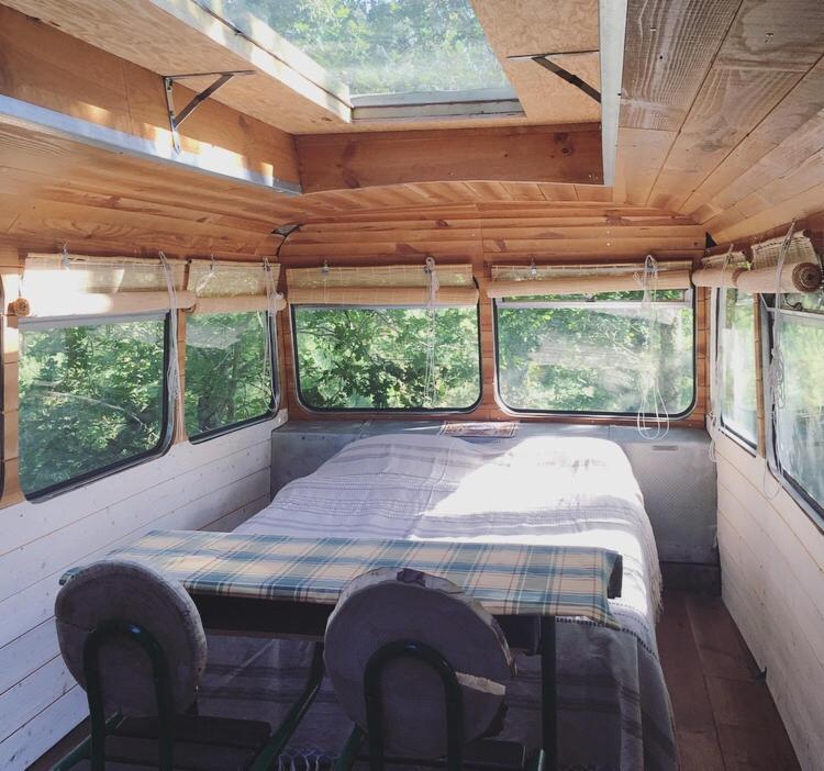 Cosmic English Bus 2 Floor Mimizan Bagian luar foto